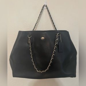 Coach chain link shoulder bag in black